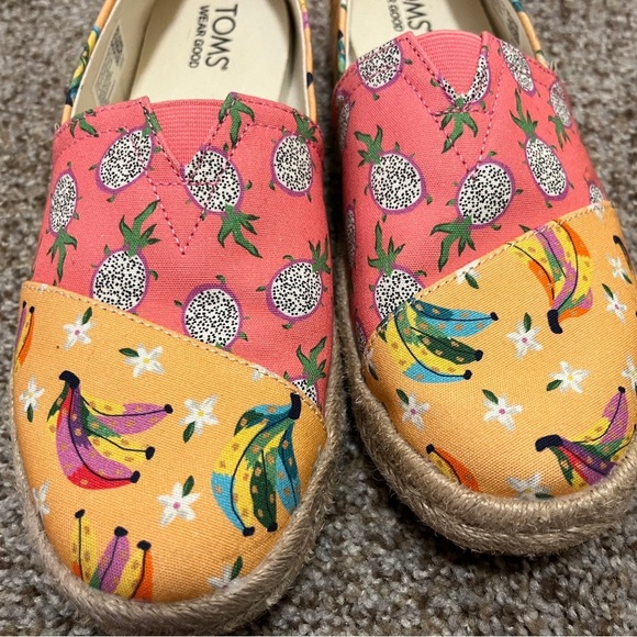 Toms Pink and Orange Espadrilles Vibrant Floral Slip-On - Picture 2 of 8
